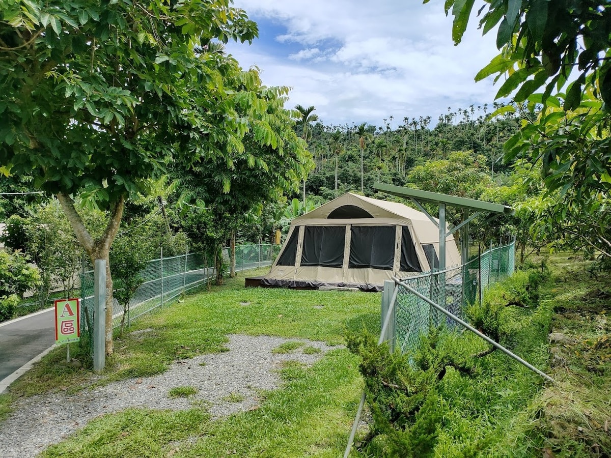 4.  5-star rated camping recommendation in Chiayi: Yan Zai Jiao Recreational Camping Area! Embrace Alishan without bringing your own equipment!
